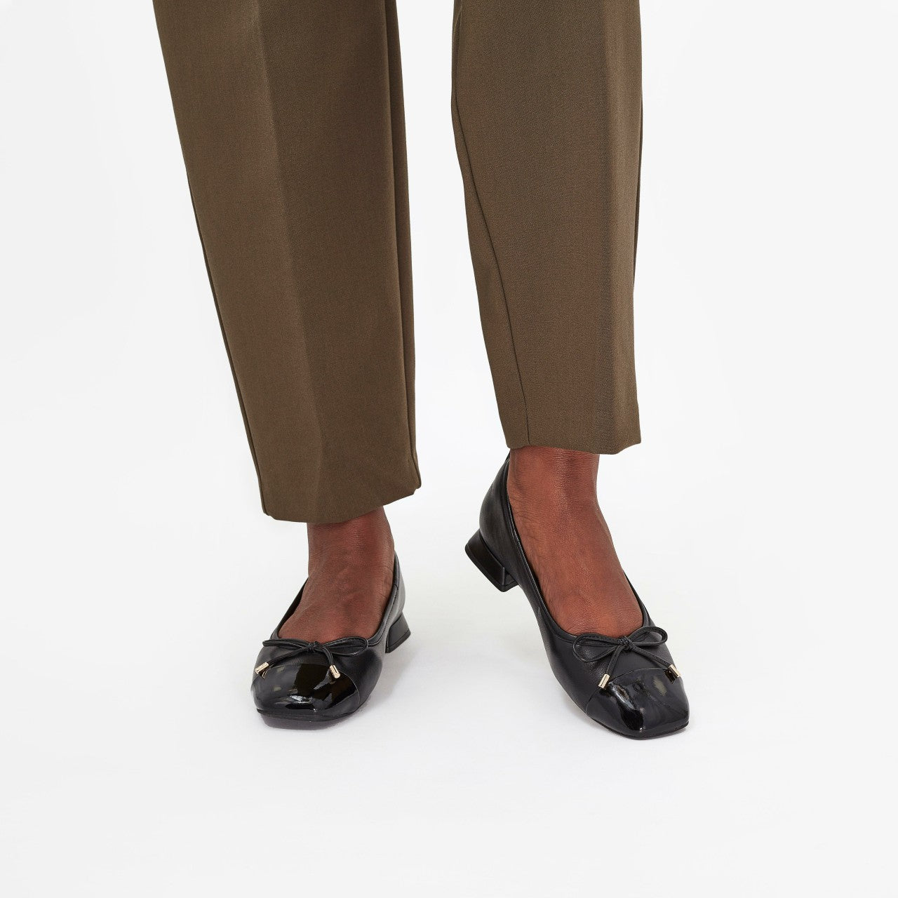 Ubree 15 Poppy Black Combination Leather