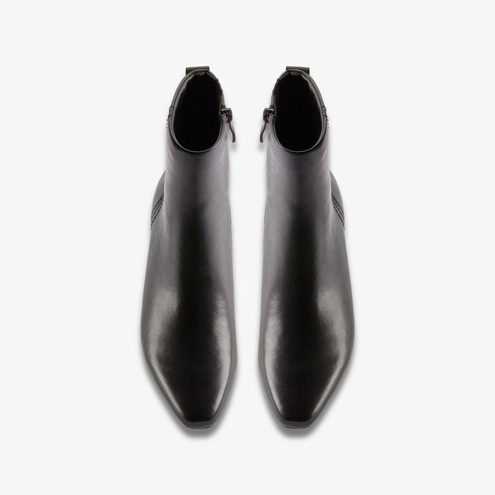 Edina Up Black Leather