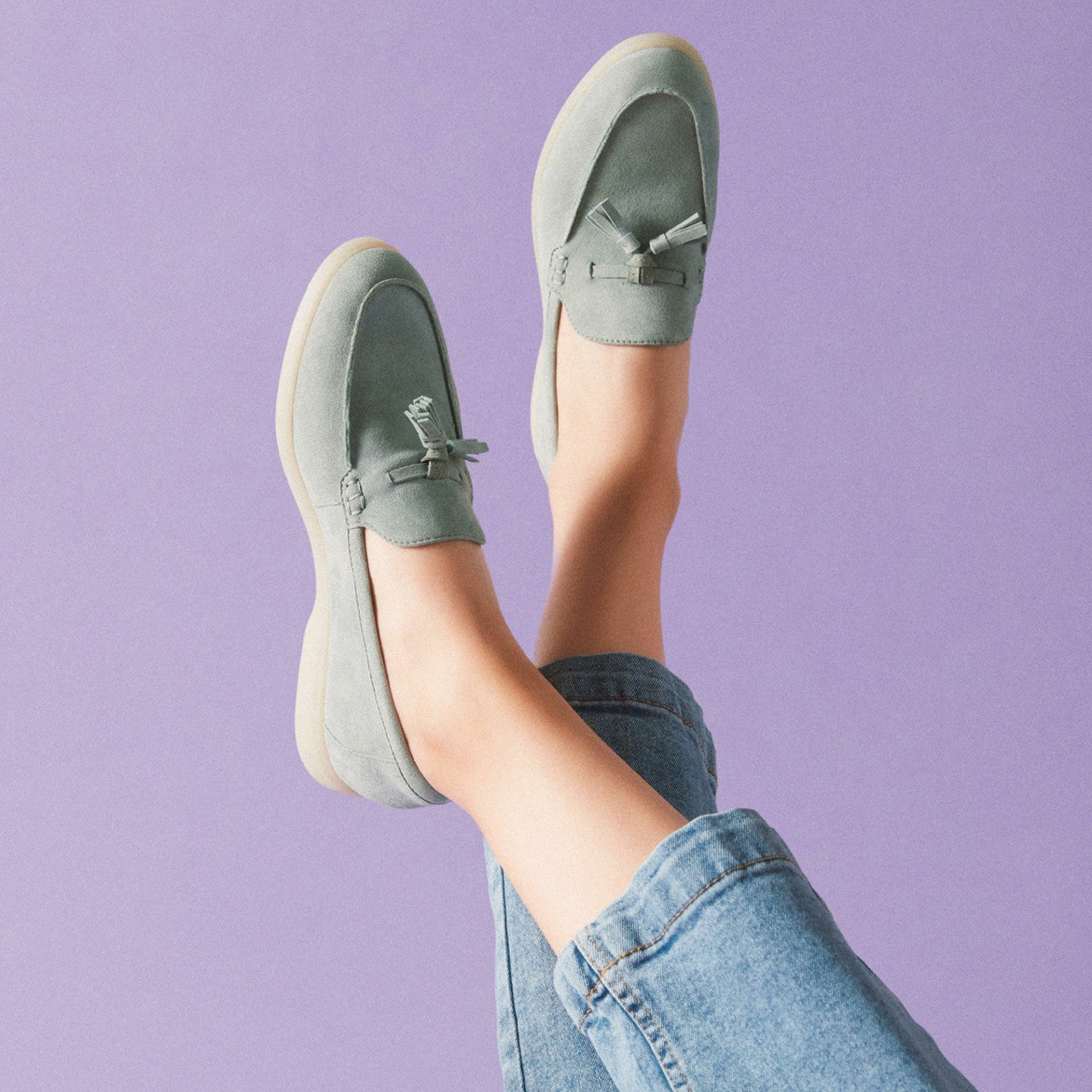 Narini Edge Light Green Suede