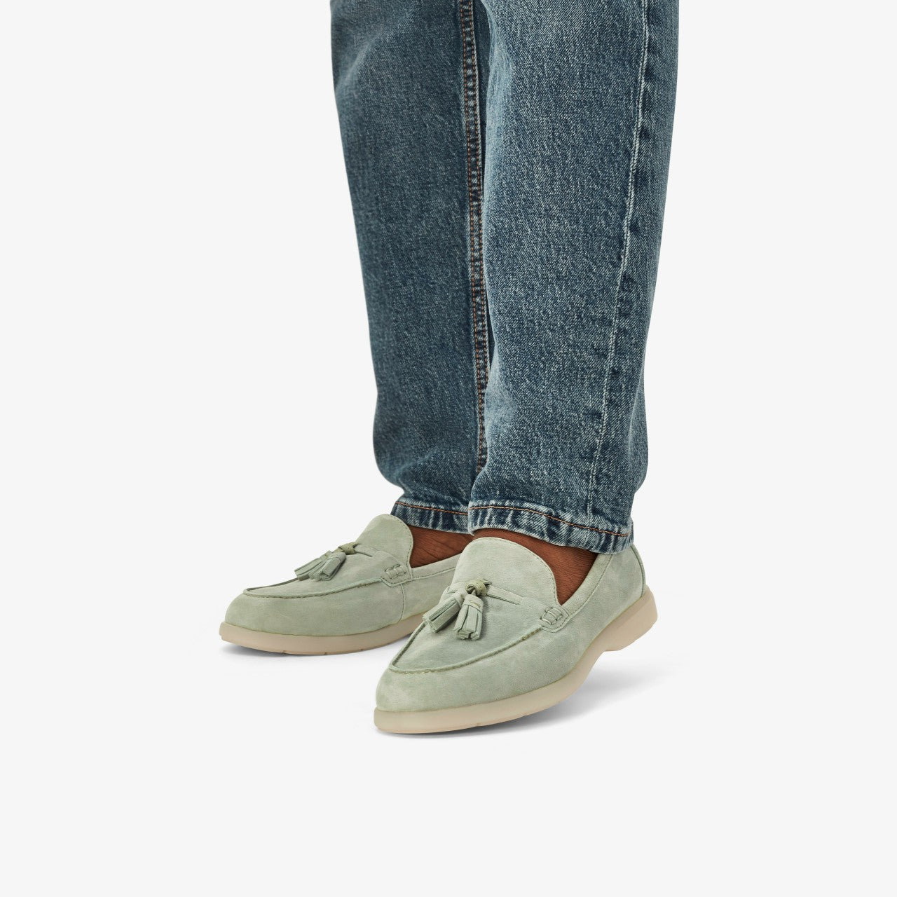 Narini Edge Light Green Suede