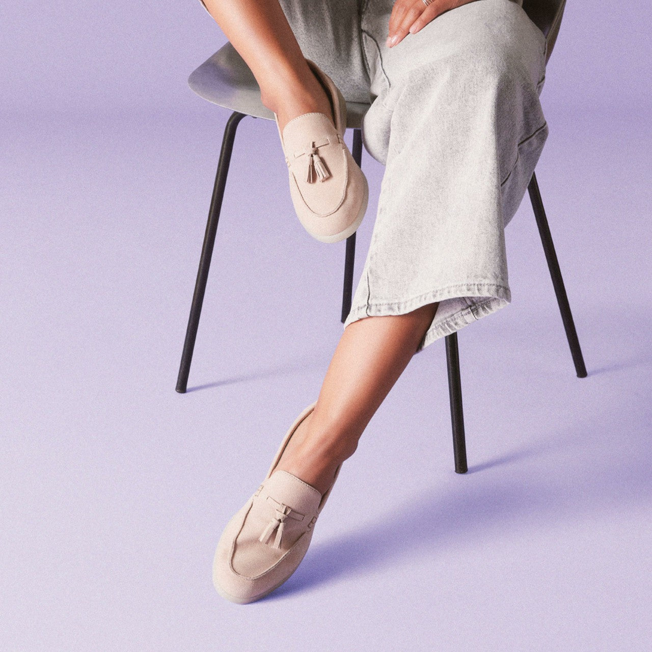 Narini Edge Sand Suede