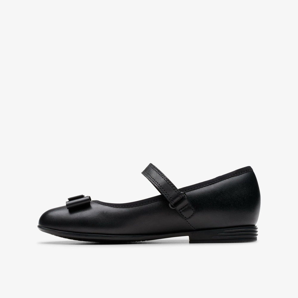 Finja Tap Older Black Leather