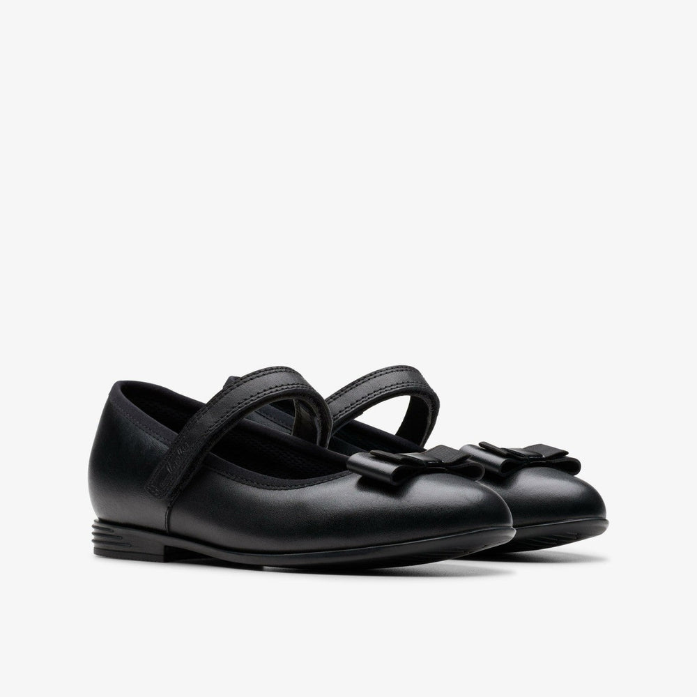 Finja Tap Older Black Leather
