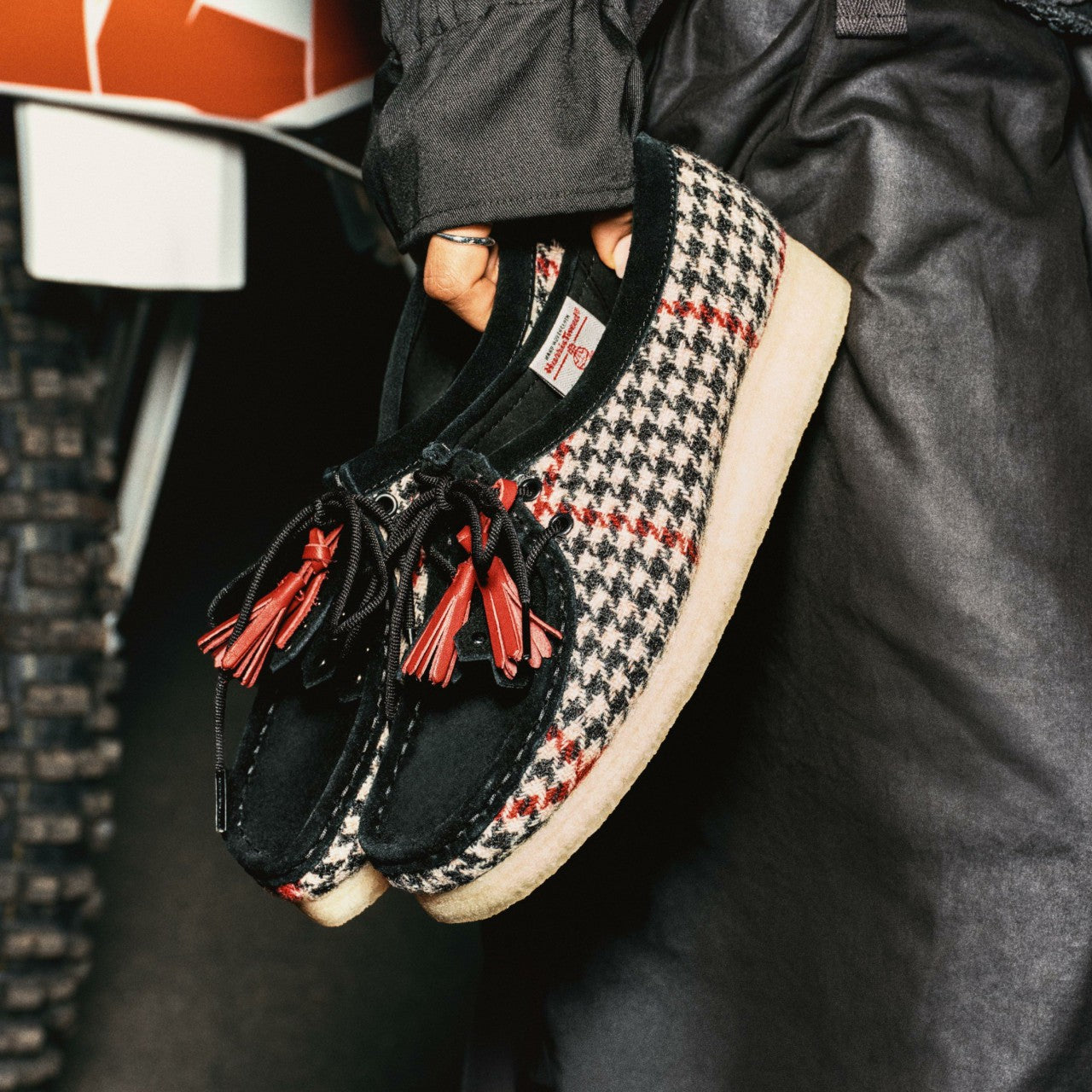 Wallabee Black Tweed Combination