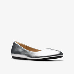 Livia Lily Silver
