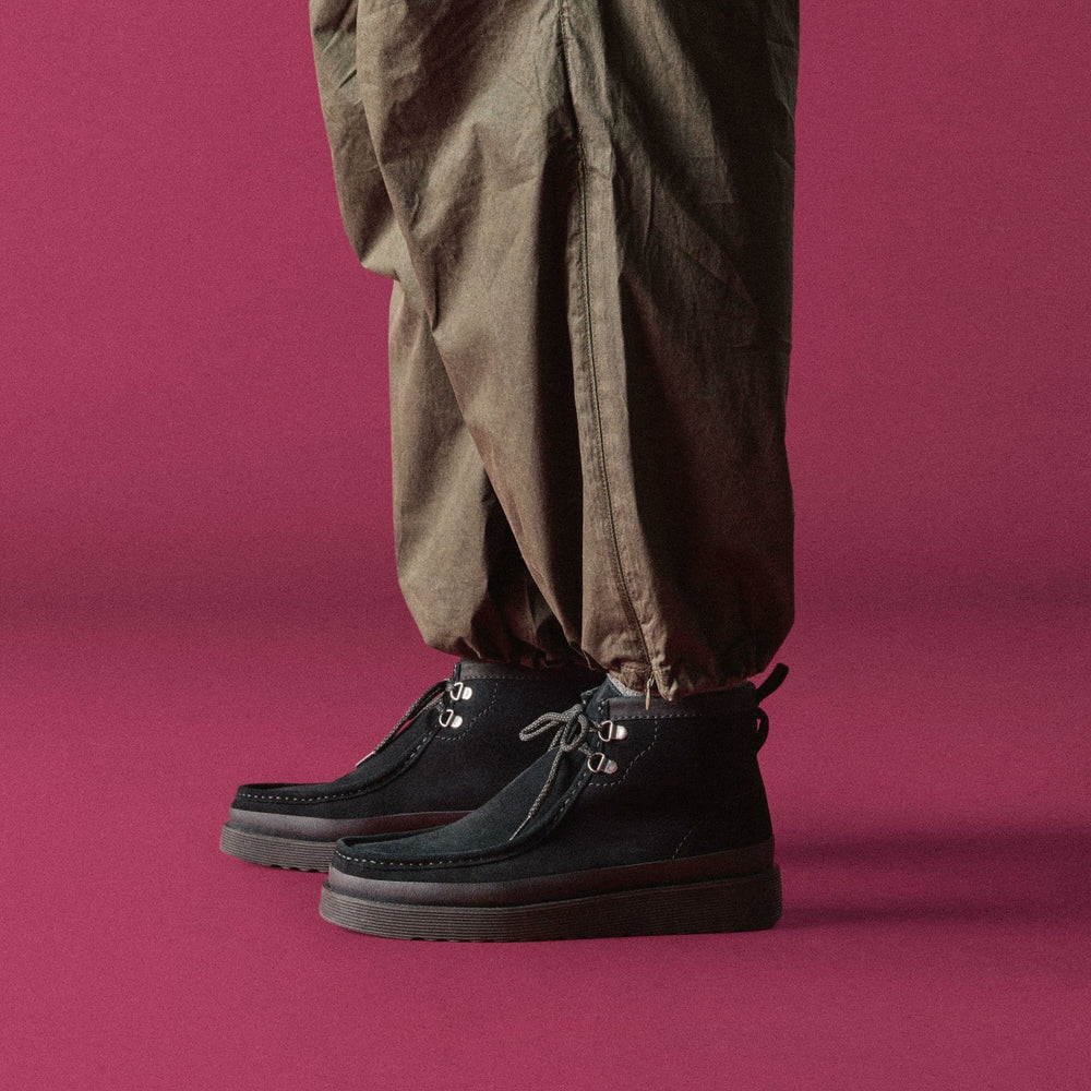 Wallabee FTR2 Hi Black Suede