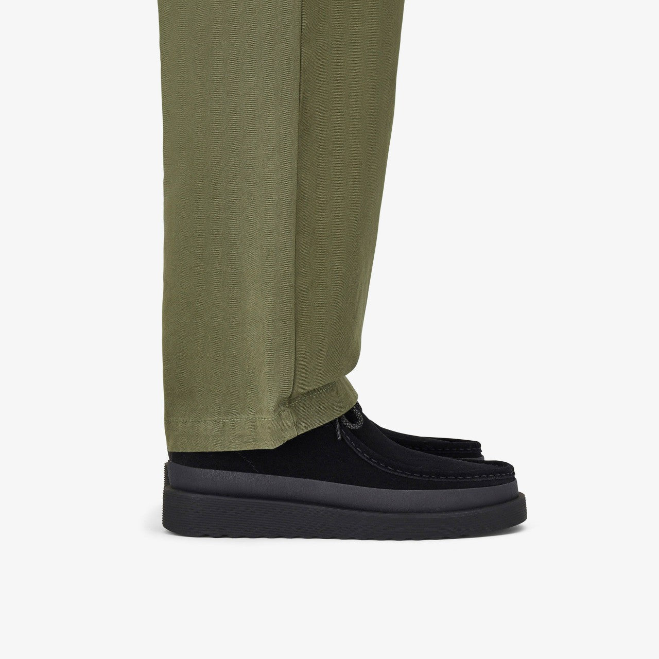 Wallabee FTR2 Hi Black Suede