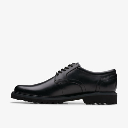 Berwick Lace Black Leather