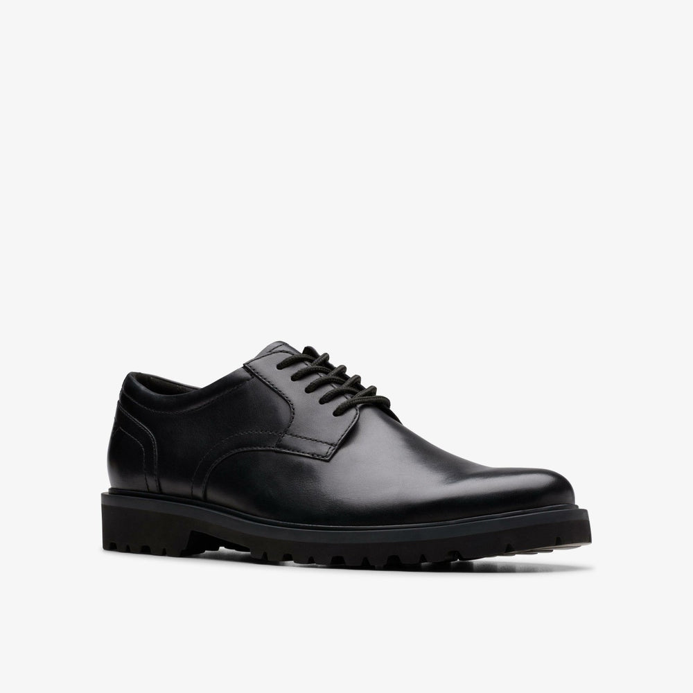 Berwick Lace Black Leather