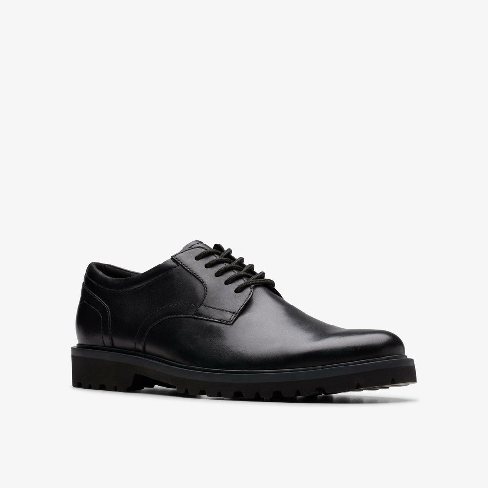 Berwick Lace Black Leather