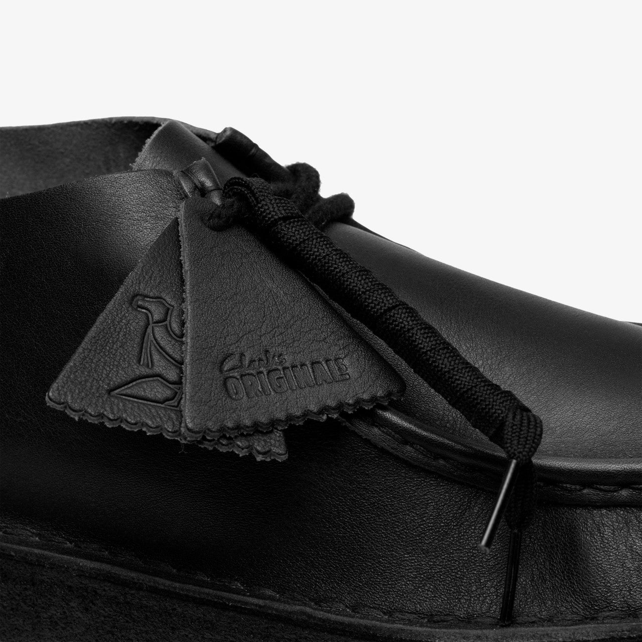 Desert Nomad Black/Black Leather