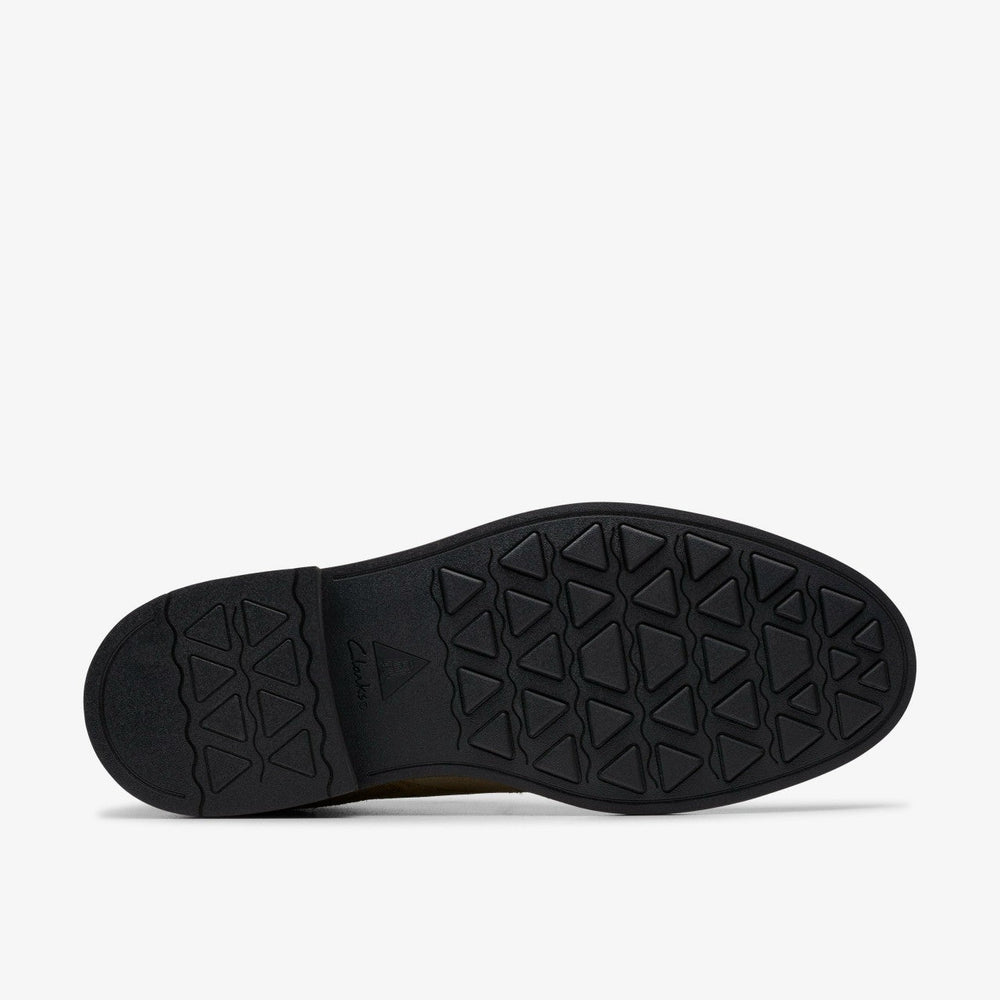 Newford Mid Dark Sand Suede