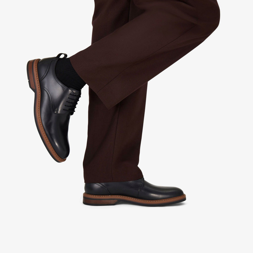 Aldwin Lace Black Leather