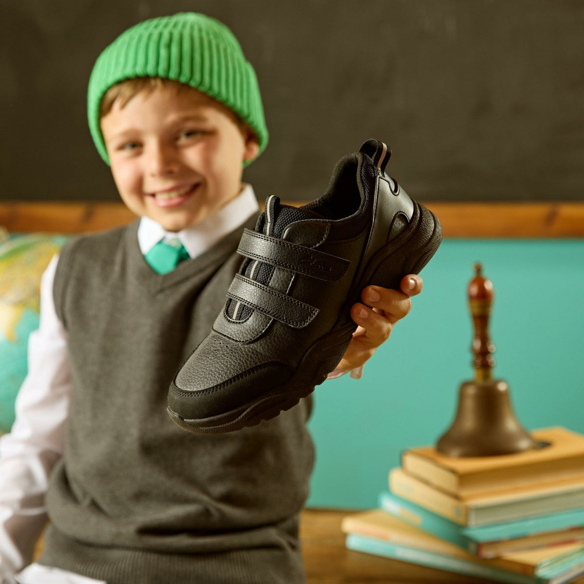 Feather Shine Kid Black