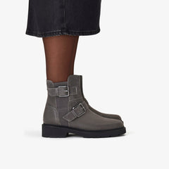 Lauryl Bay Dark Grey Leather