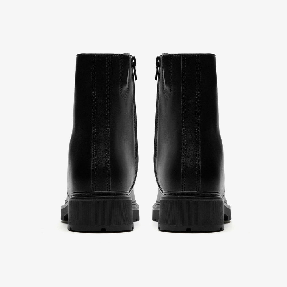 Lauryl Zip Black Leather