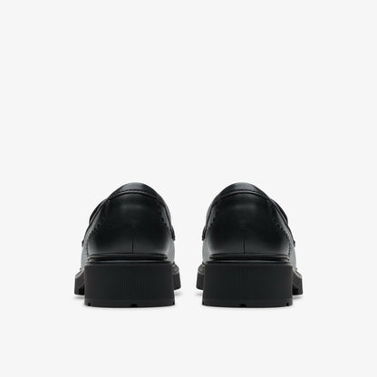 Lauryl Tassel Black Leather