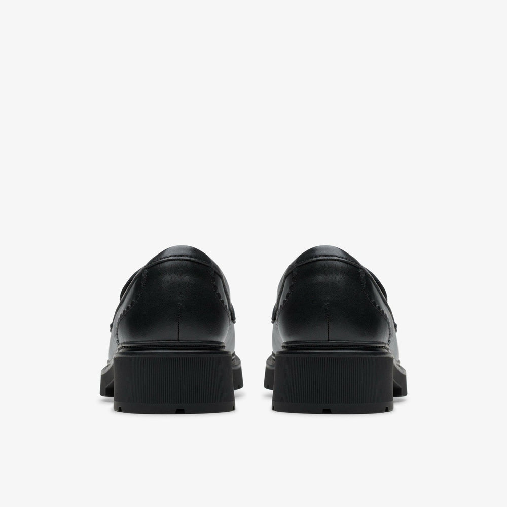 Lauryl Tassel Black Leather