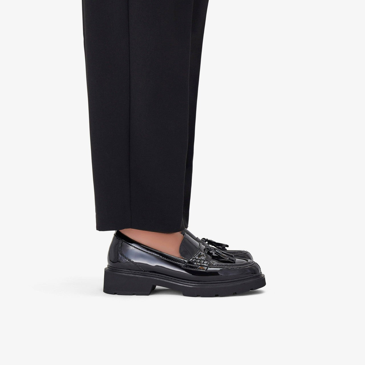 Lauryl Tassel Black Patent