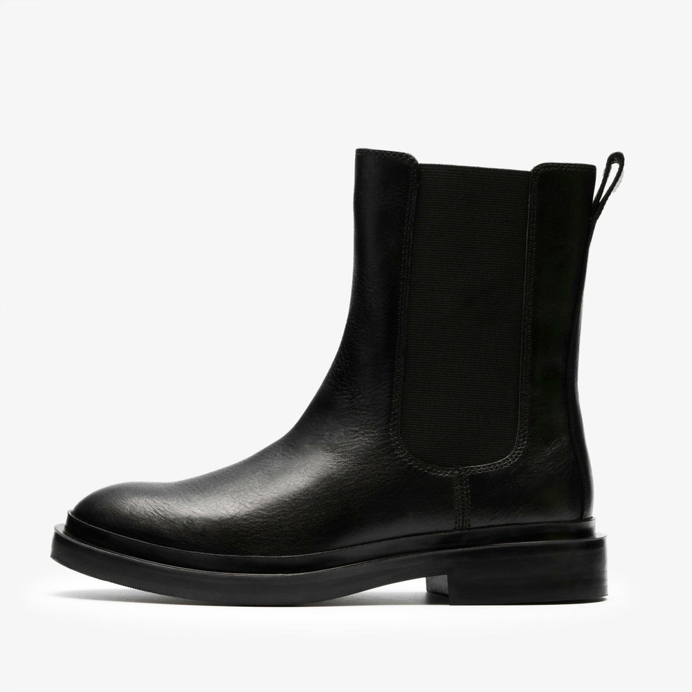 Previa Top Black Leather