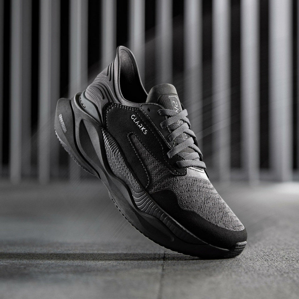 Clarks Pace Black
