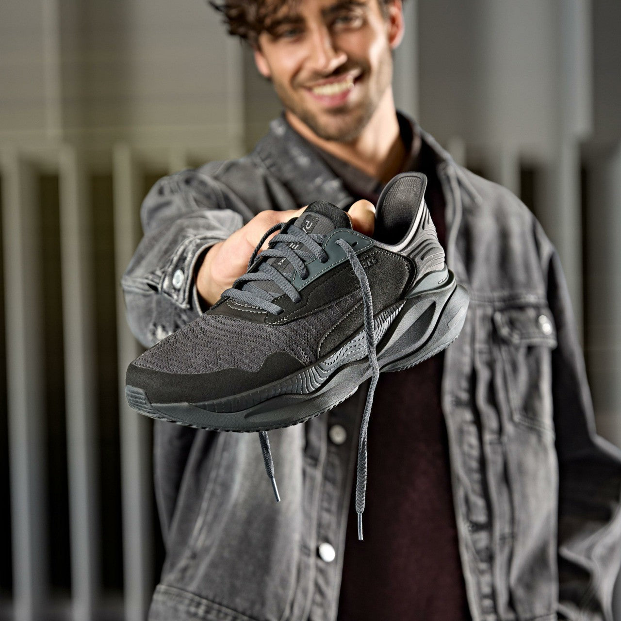 Clarks Pace Black