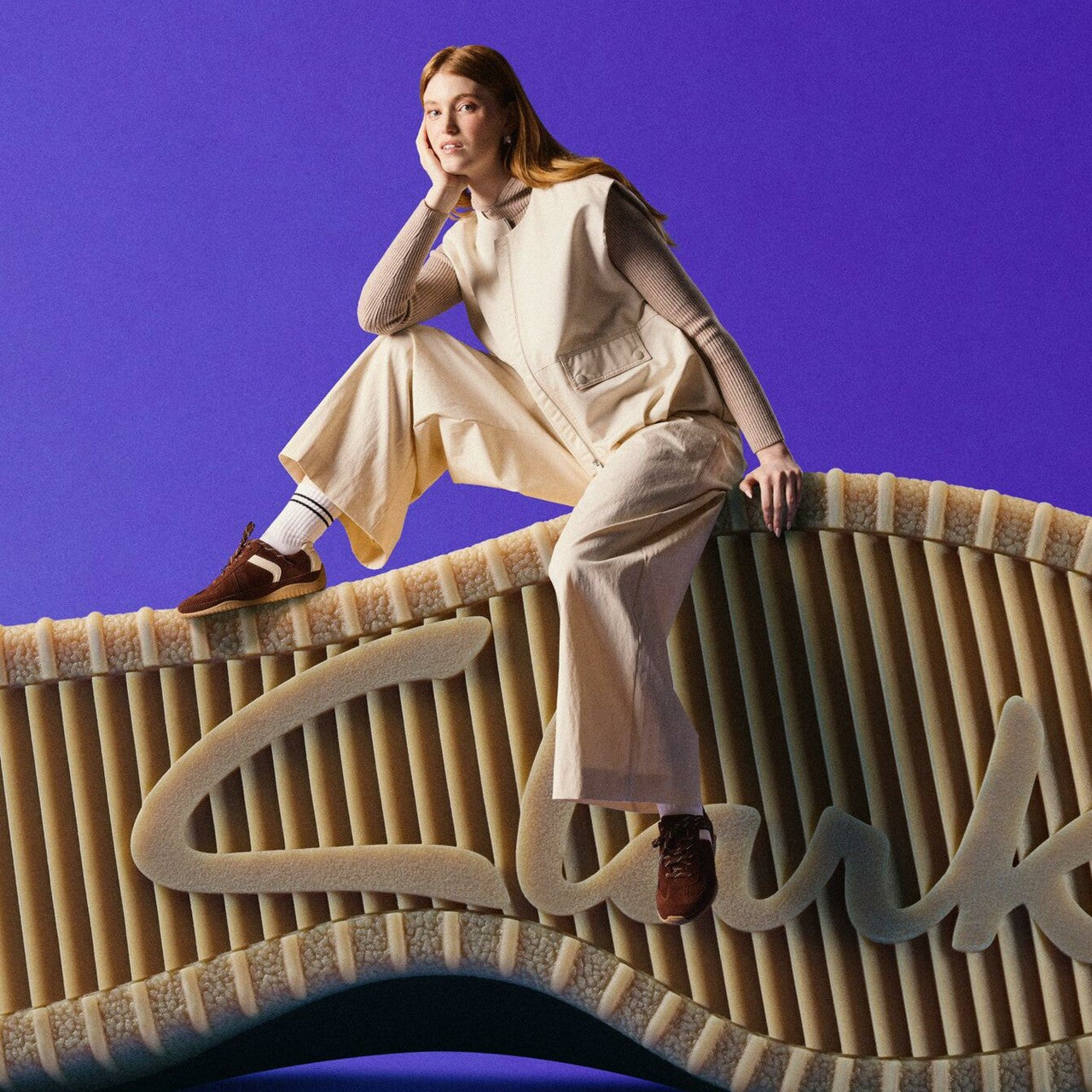 Meridor Lo Brown Suede