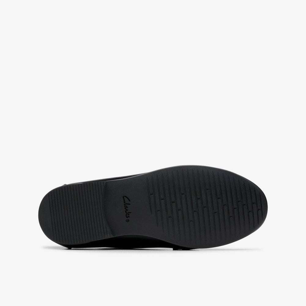 Finja Loafer Older Black Patent