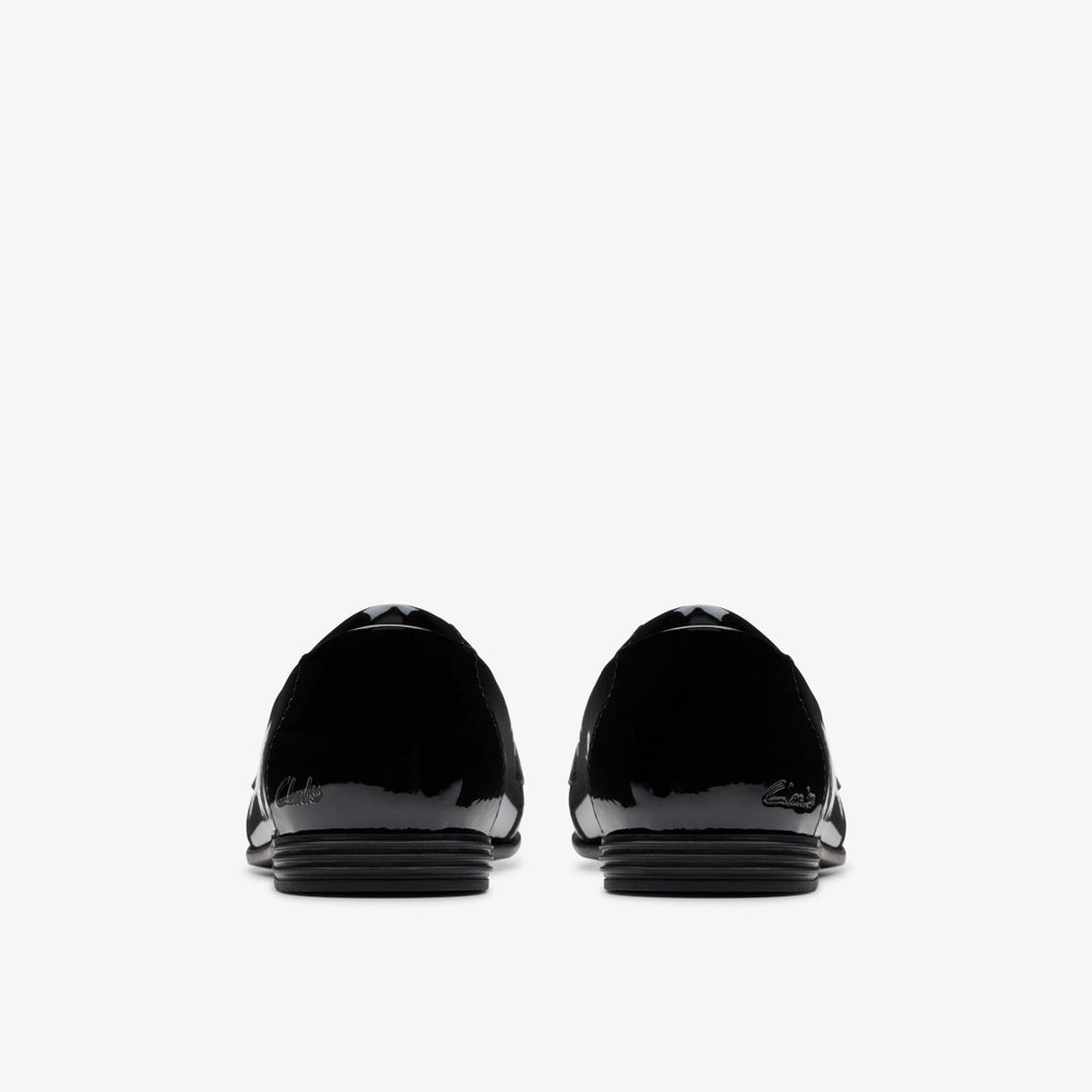 Finja Loafer Older Black Patent