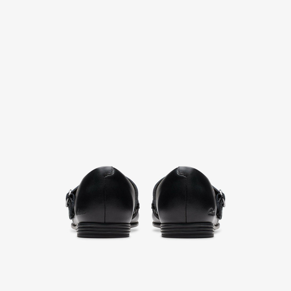 Finja Bar Older Black Leather