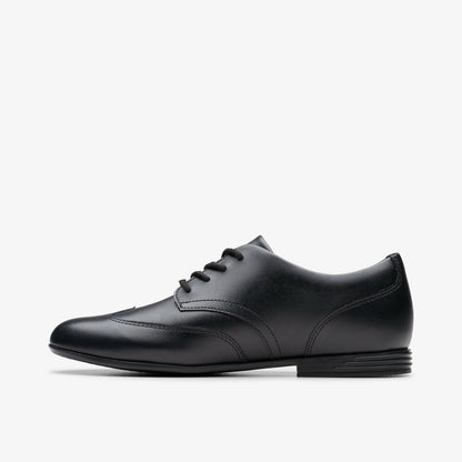Finja Wing Youth Black Leather