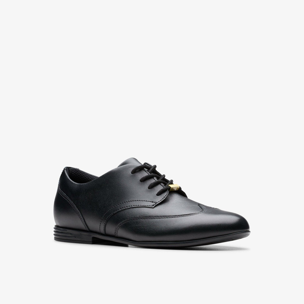 Finja Wing Youth Black Leather