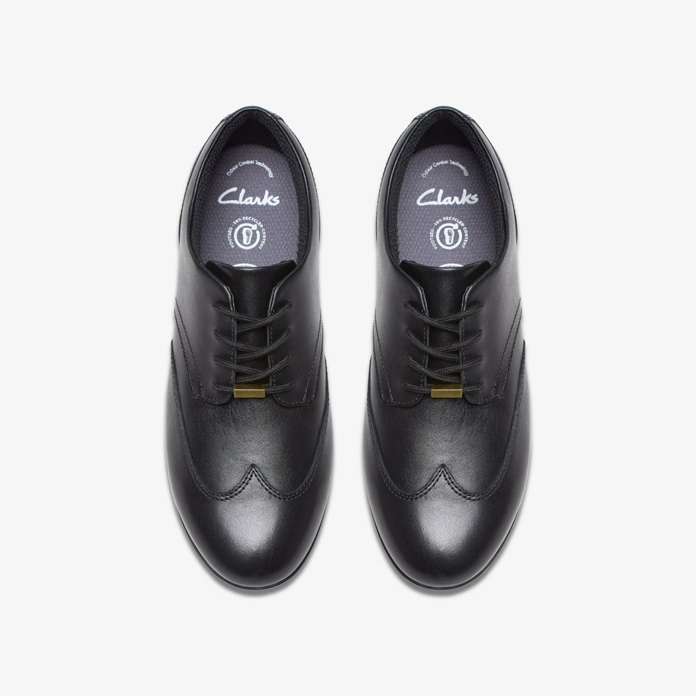 Finja Wing Youth Black Leather