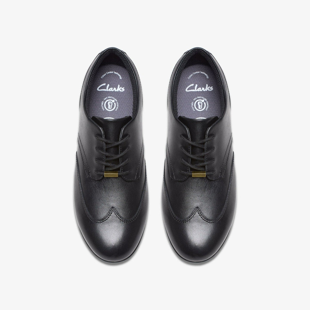 Finja Wing Youth Black Leather