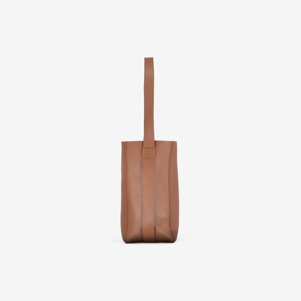 Bucket Tote Tan Leather