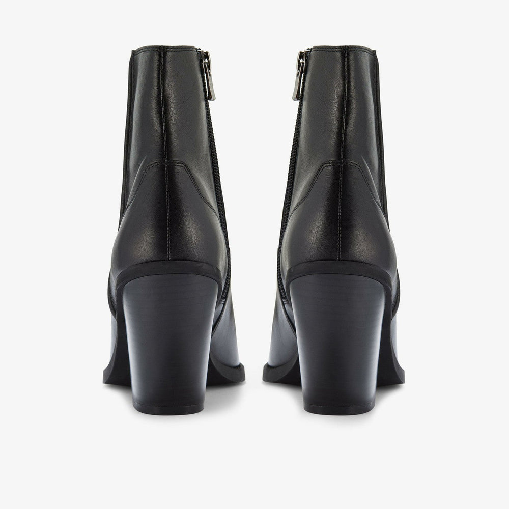 Kheda West Black Leather