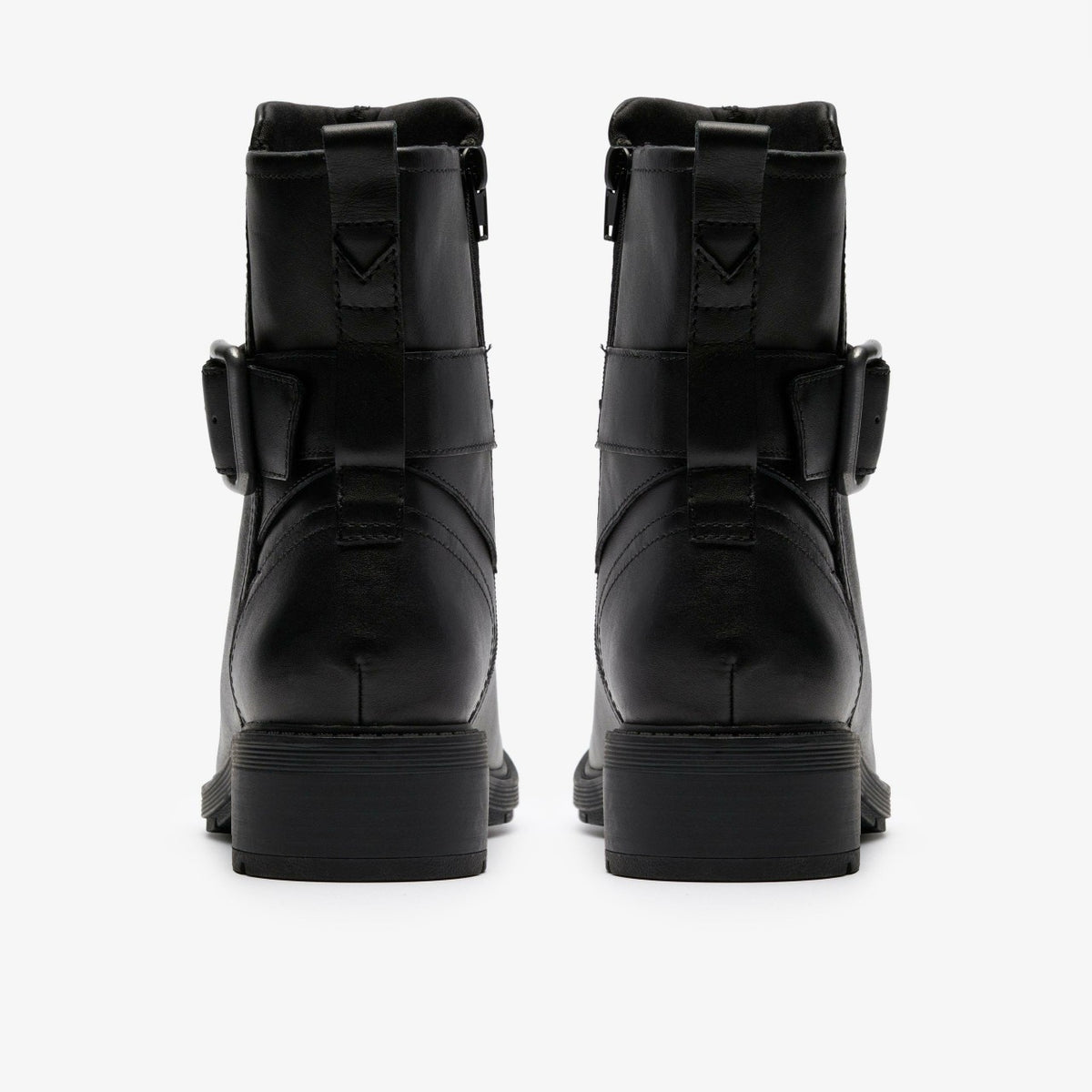 Hearth Buckle Black Leather