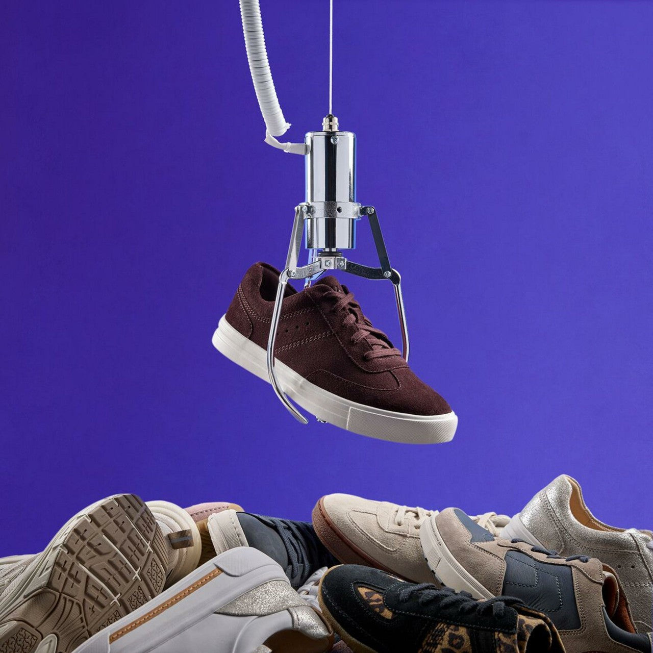 Makea Court Burgundy Suede