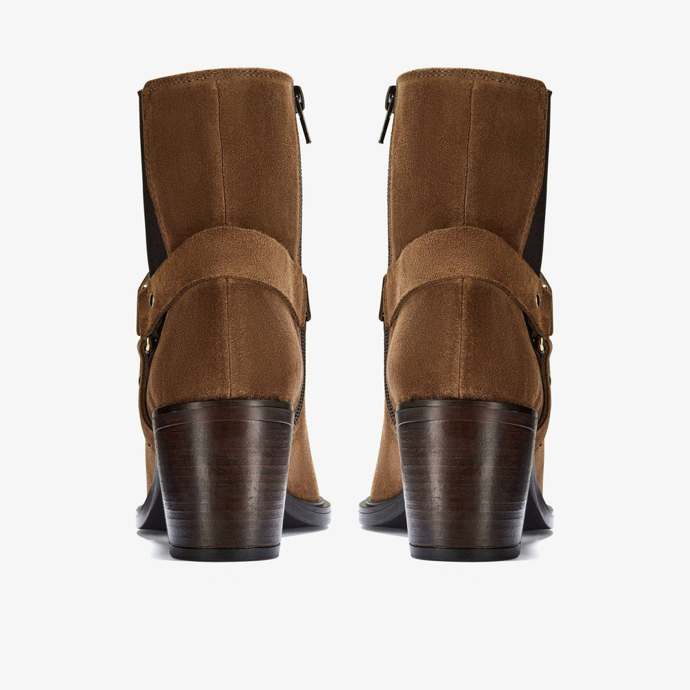 Jesse Buckle Dark Tan Suede